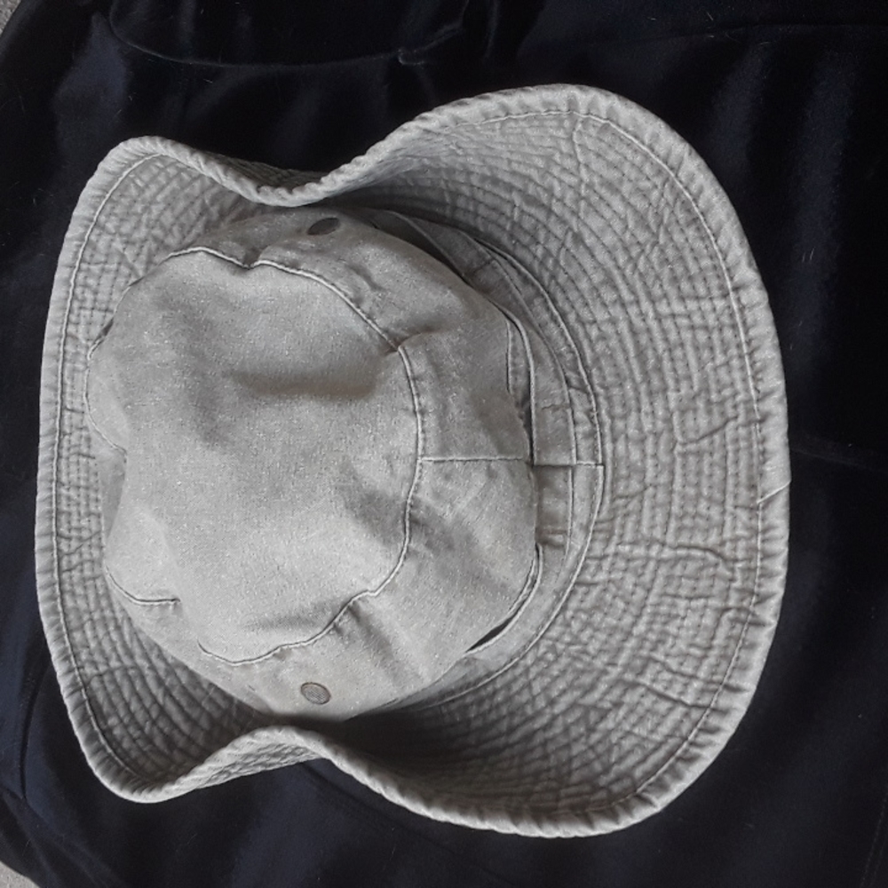 Bush Hat - Picture 2 of 7